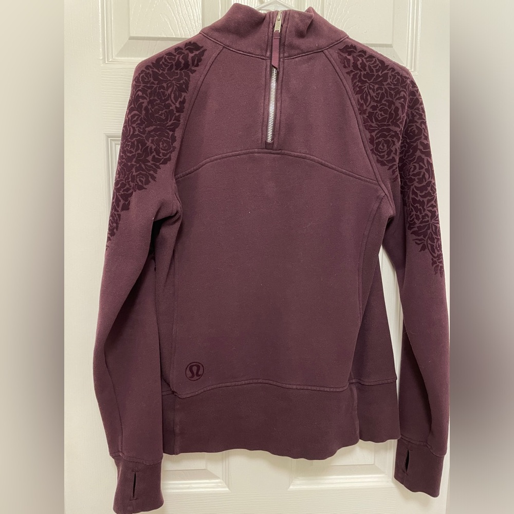 Lululemon Scuba Pullover Fleece Sz 8 Floral Rose Flock Velvet flowers shoulder